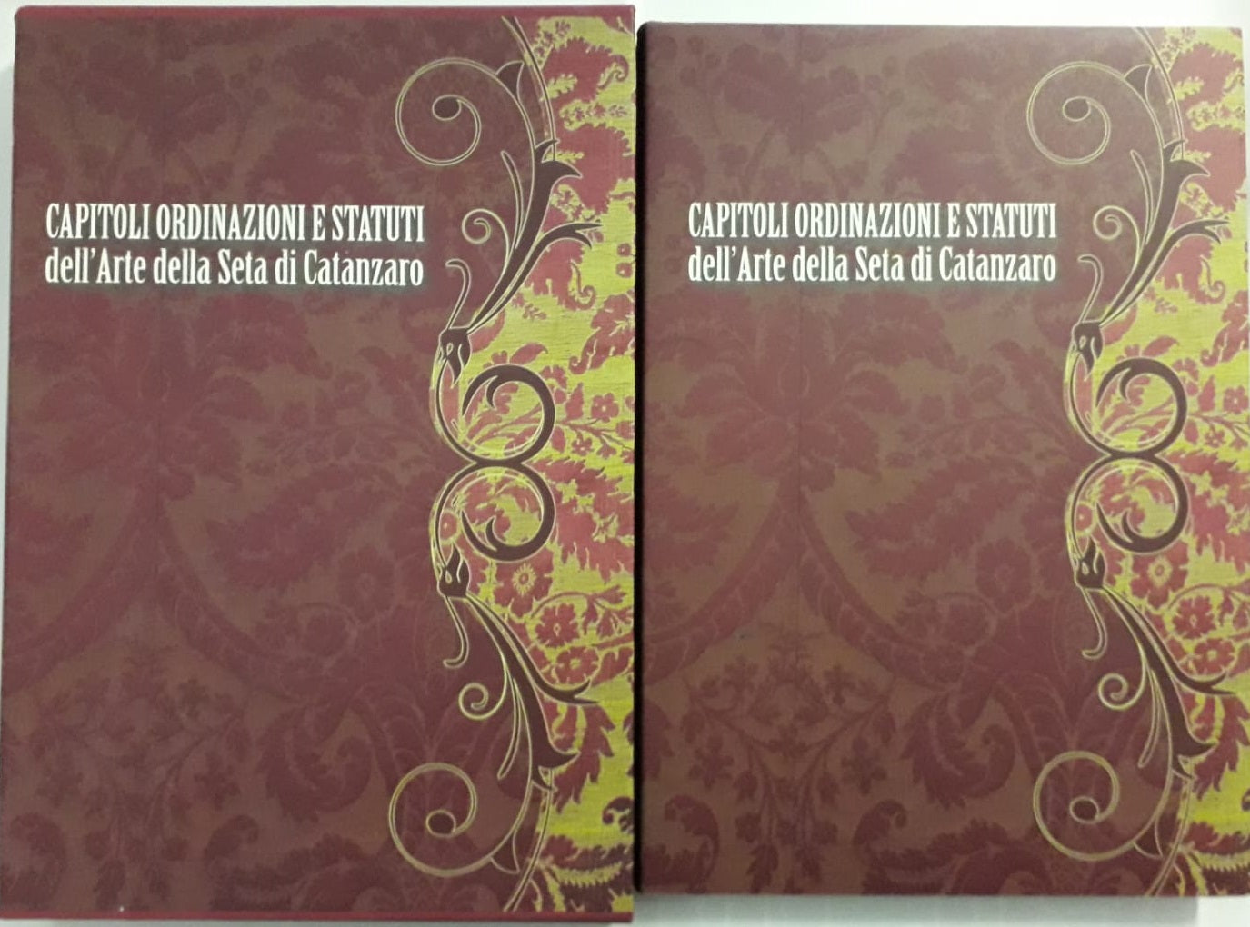 LT- CAPITOLI ORDINAZIONI STATUTI DELL'ARTE SETA CATANZARO ----- 2010- CS- ZFS319