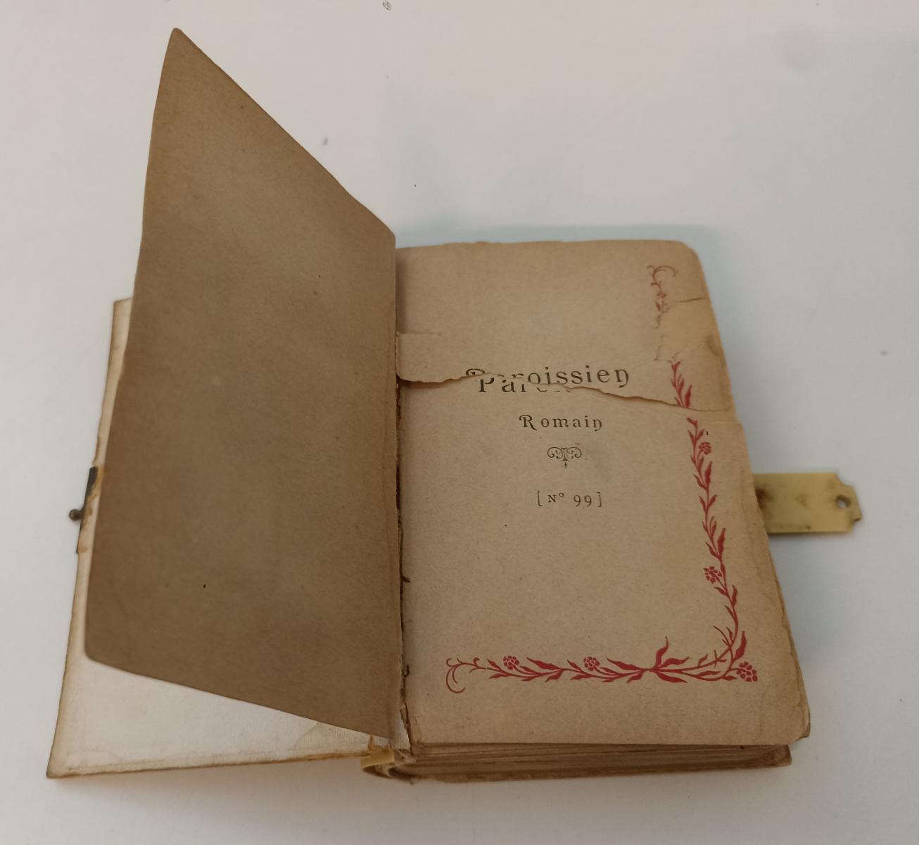 LD- PAROISSIEN ROMAIN CONTENANT OFFICES DIMANCHES -- ARDANT --- 1917 - C- XFS74