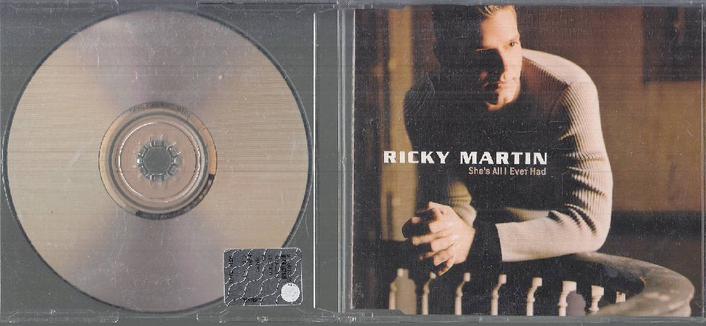MCD- CD RICKY MARTIN - SHE'S ALL I EVER HAD ---- 1999 -- ZCD4