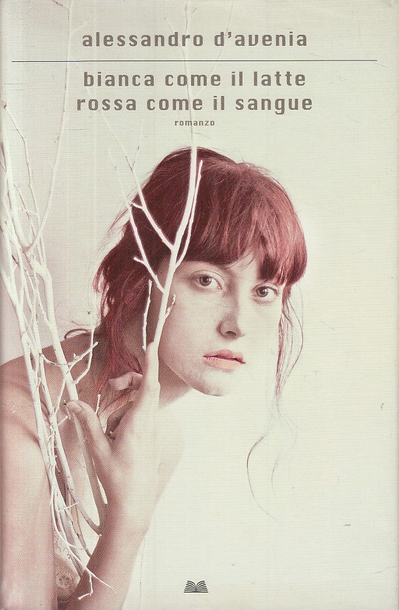 LN- BIANCA COME LATTE ROSSA COME SANGUE -- MONDOLIBRI --- 2010 - CS - YFS379