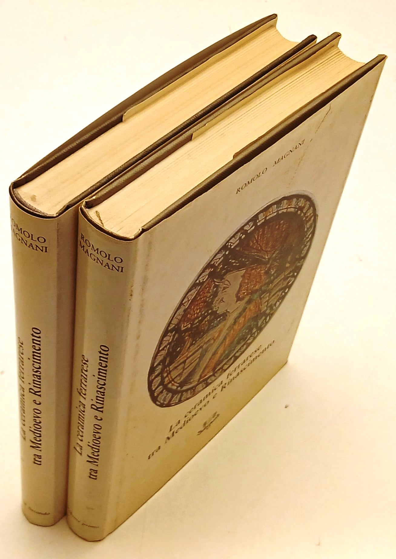 La ceramica ferrarese tra Medioevo e Rinascimento 2 volumi - Magnani- 1a- ZFS77