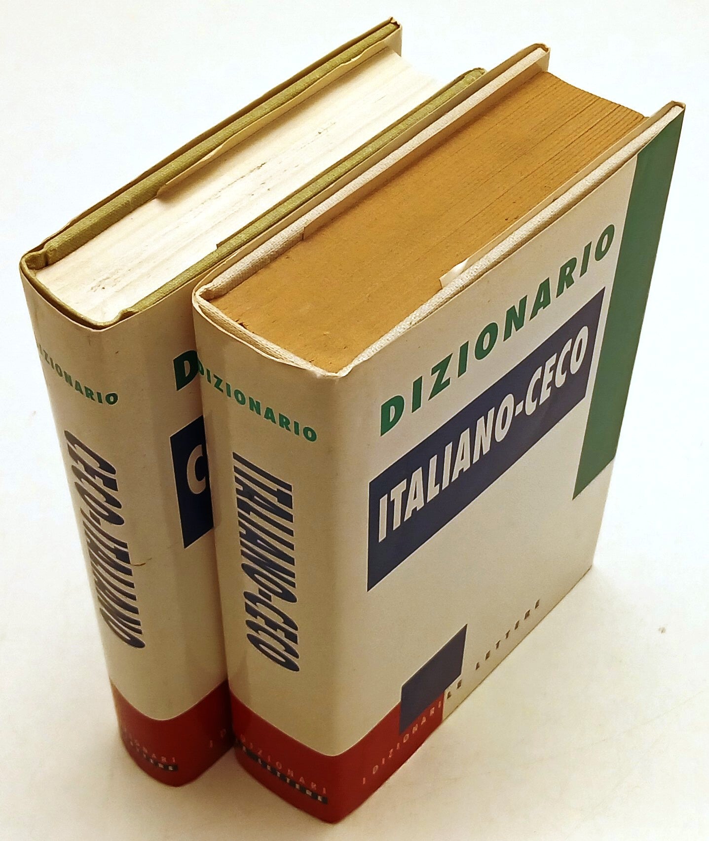 LZ- DIZIONARIO CECO-ITALIANO 2 VOLUMI -- LE LETTERE - I DIZIONARI --- CS- YFS661