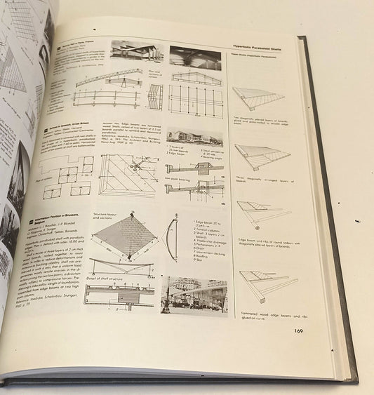 LZ- TIMBER DESIGN & CONSTRUCTION SOURCEBOOK - GOETZ HOOR ----- 1989- C- YDS560