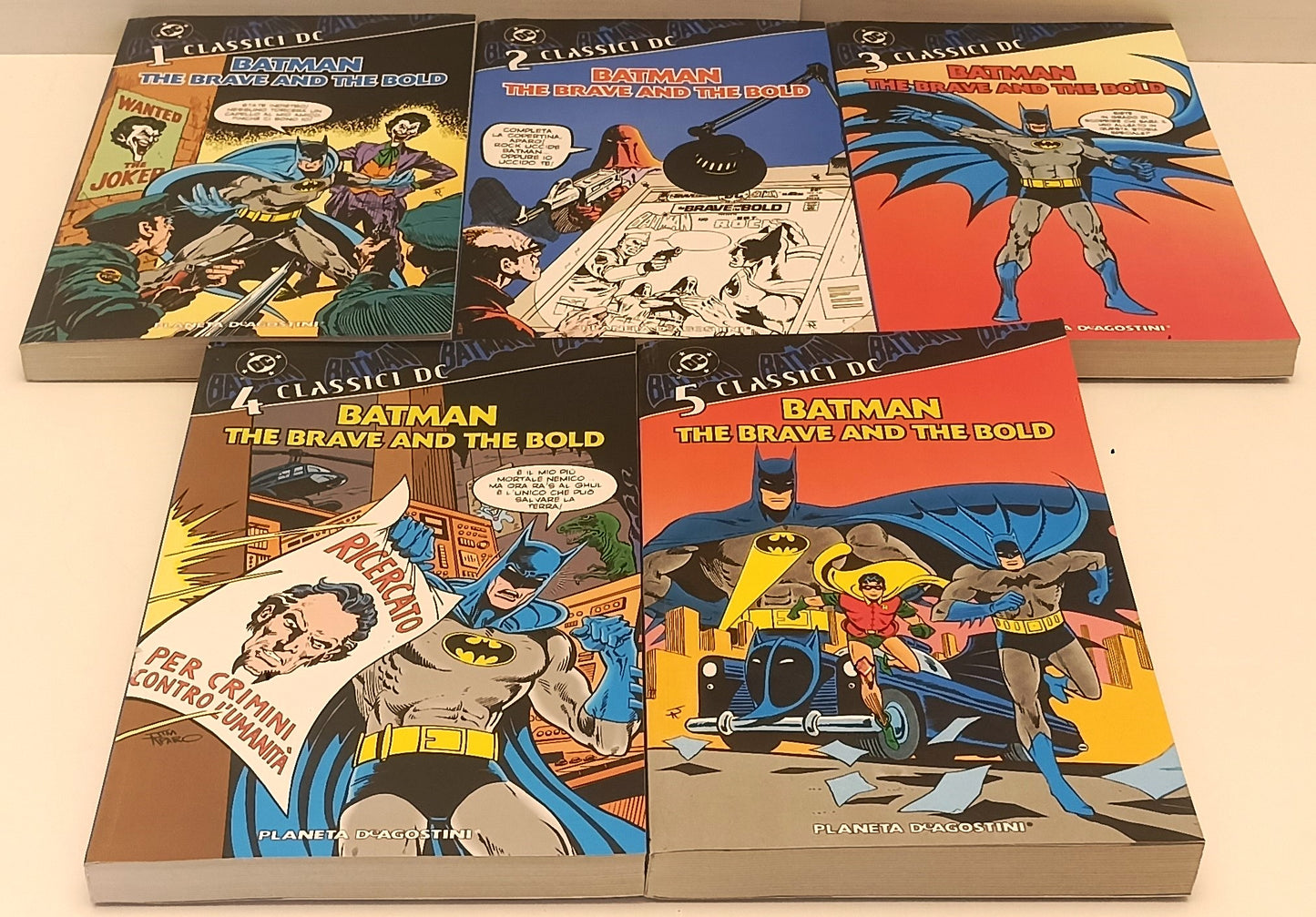 FS- BATMAN THE BRAVE AND THE BOLD 1/5 CLASSICI DC -- PLANETA DeAGOSTINI-- B- F25