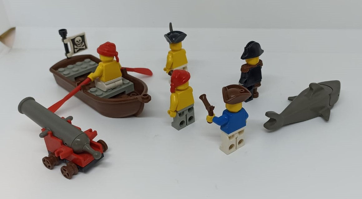GG- LEGO ORIGINALI - MINI FIGURE VINTAGE PIRATI BARCA BANDIERA SQUALO- LGG7