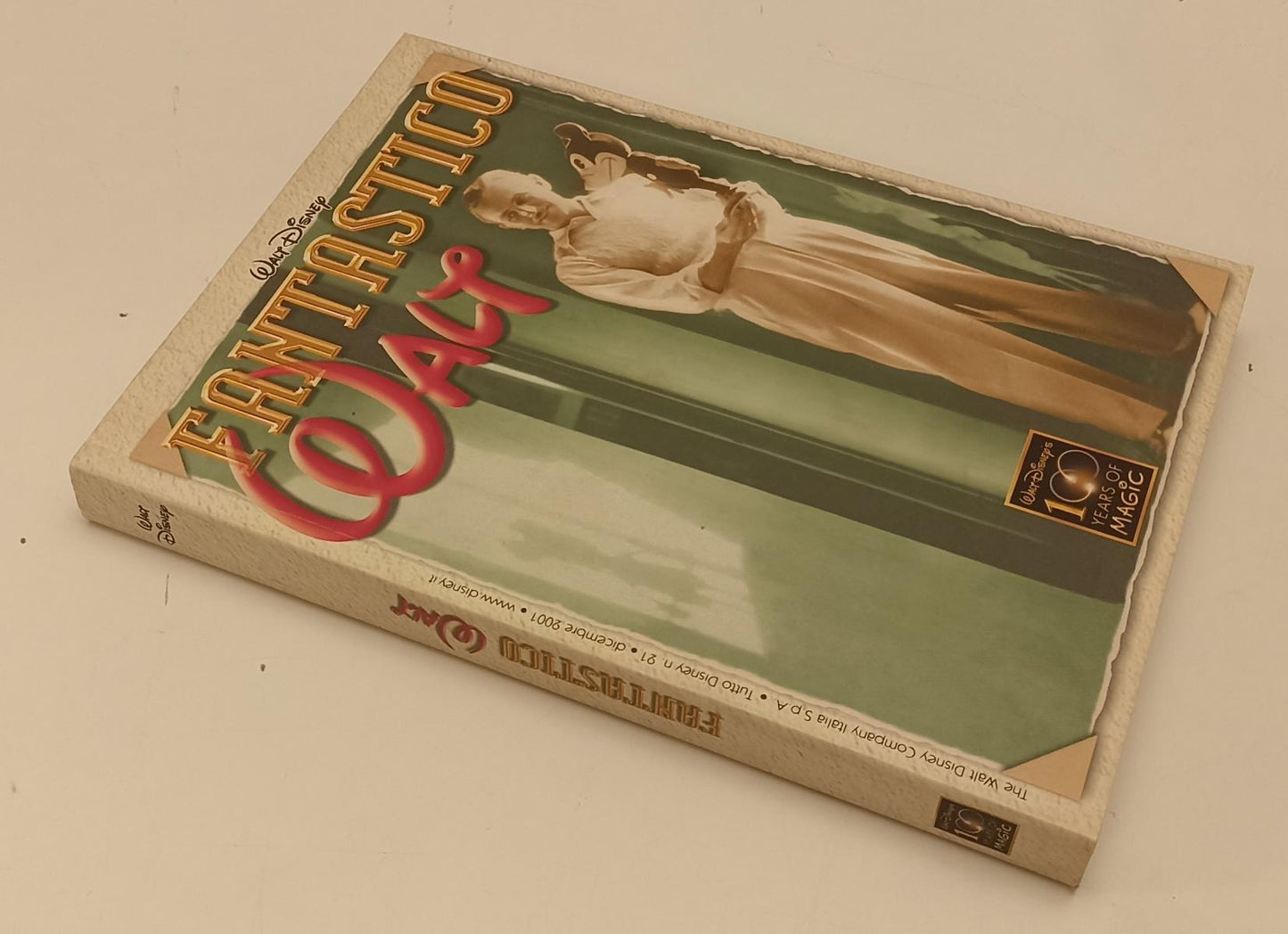 FD- TUTTO DISNEY 21 FANTASTICO WALT 100 YEARS OF MAGIC-- MONDADORI- 2001- B- C24
