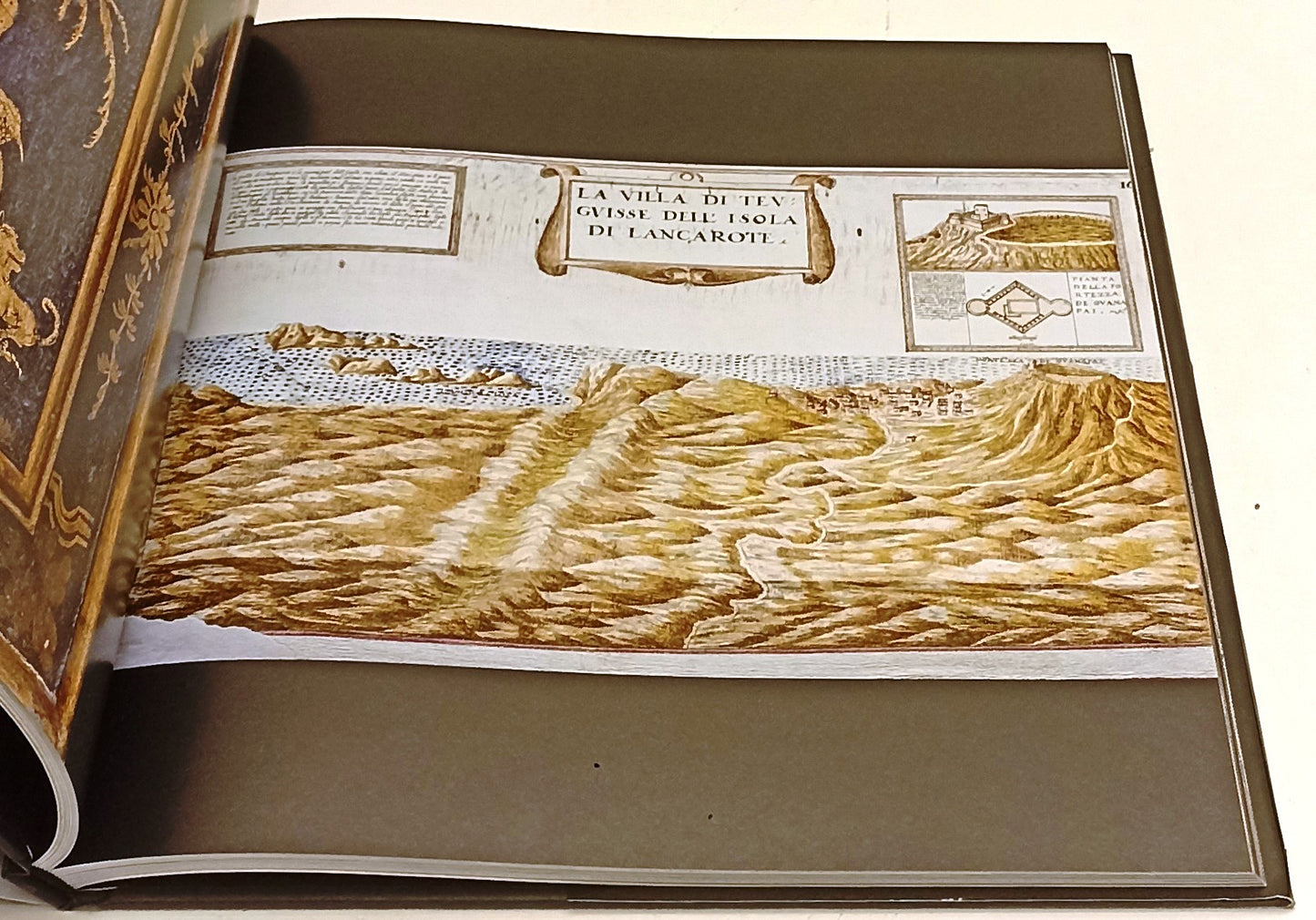 LT- IN NOME DEL LIBRO GLORIA BIBLIOTECHE -- FRANCO MARIA RICCI --- 2022- CS- XFS