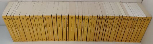 LN- NOIR ITALIA LOTTO 38 VOLUMI LIBRI GIALLI -- SOLE 24 ORE --- 2013 - B- BLCG19