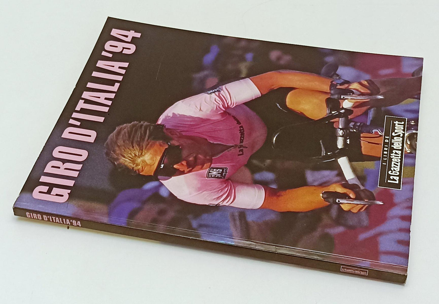 LC- GIRO D'ITALIA '94 -- I LIBRI DE LA GAZZETTA DELLO SPORT --- 1994 - B- YFS355