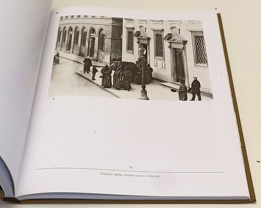 LT- LA MEDICINA ATTRAVERSO GLI ARCHIVI ALINARI - ESSEBIEMME - 2002 - C - ZFS319
