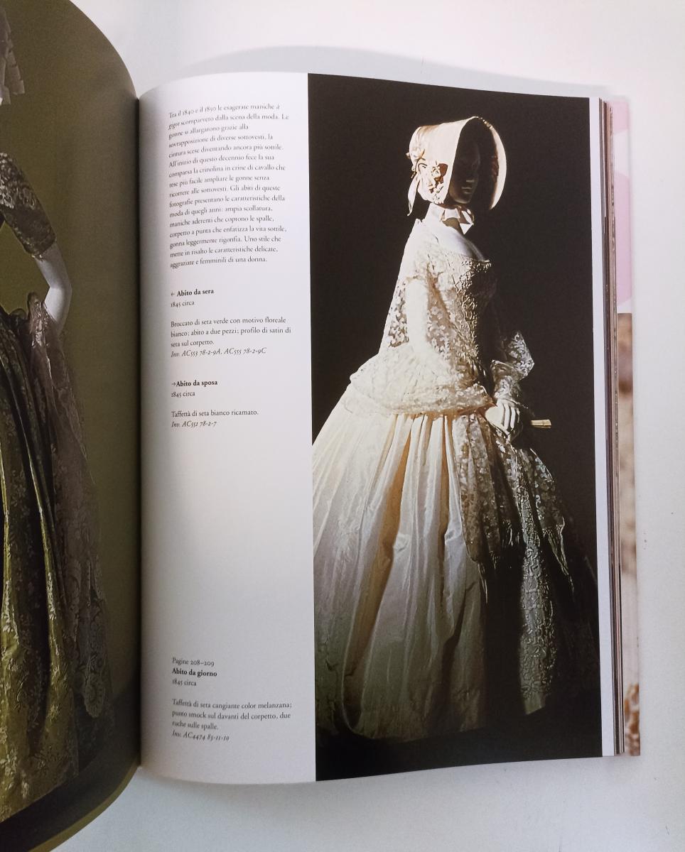 LZ- LA MODA DAL XVIII AL XX SECOLO COFANETTO 2 VOLUMI KYOTO -- TASCHEN- 2002- CS