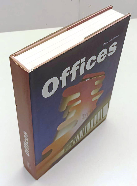LT- OFFICES - CHRIS VAN UFFELEN - BRAUN --- 2013 - CS - XFS195