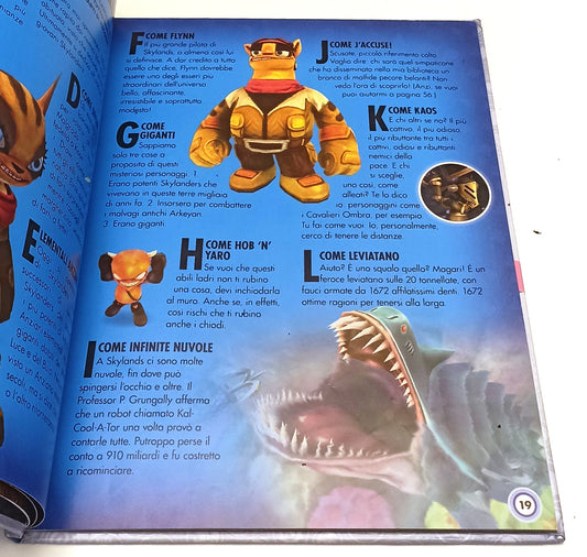 LB- SKYLANDERS SPYRO'S ADVENTURE IL MEGA LIBRO -- MONDADORI --- 2013 - C- YFSXXX