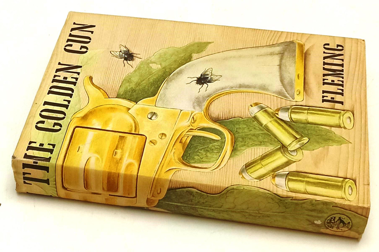 THE MAN WITH THE GOLDEN GUN- FLEMING- JONATHAN CAPE- 1a ED.- 1965- CS- XFS92