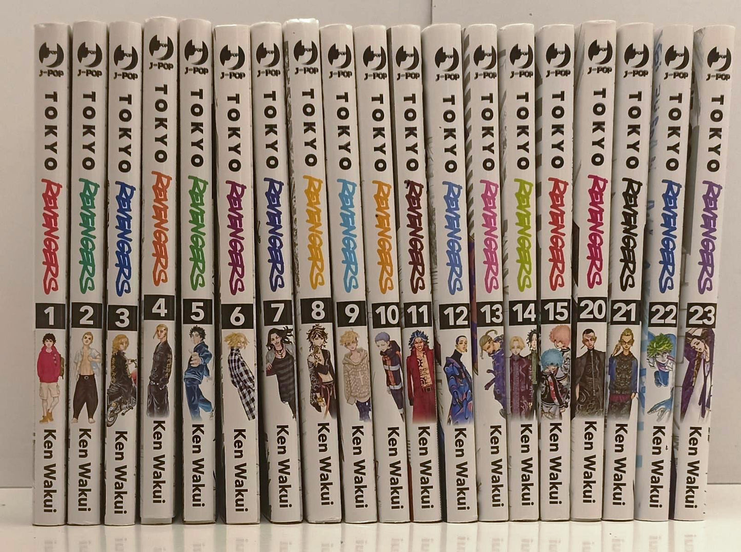 FM- TOKYO REVENGERS 1/23 LOTTO 19 NUMERI (mancano 16,17,18,19)-- JPOP-- BS- E25