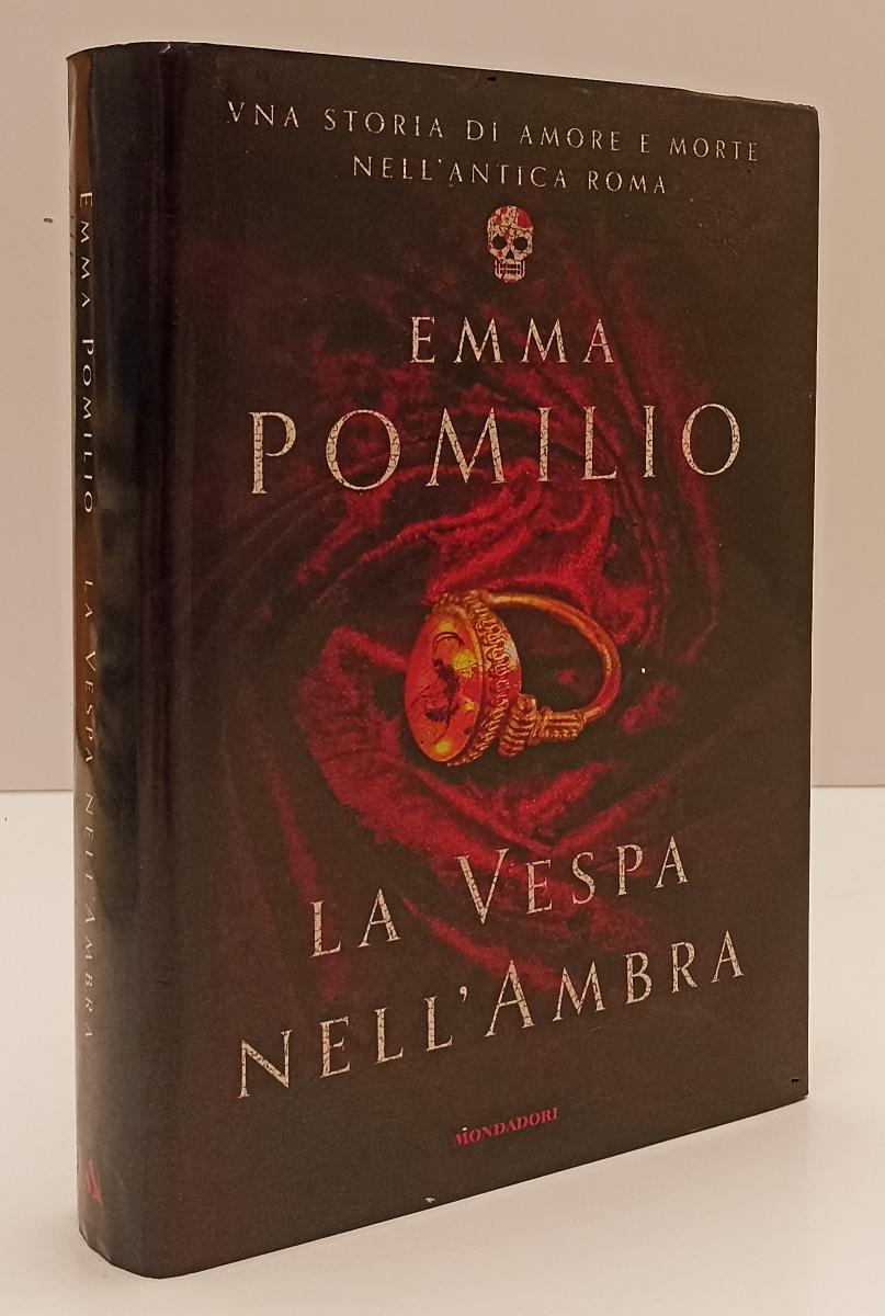 LN- LA VESPA NELL'AMBRA - EMMA POMILIO - MONDADORI - OMNIBUS -- 2015- CS- YFS196