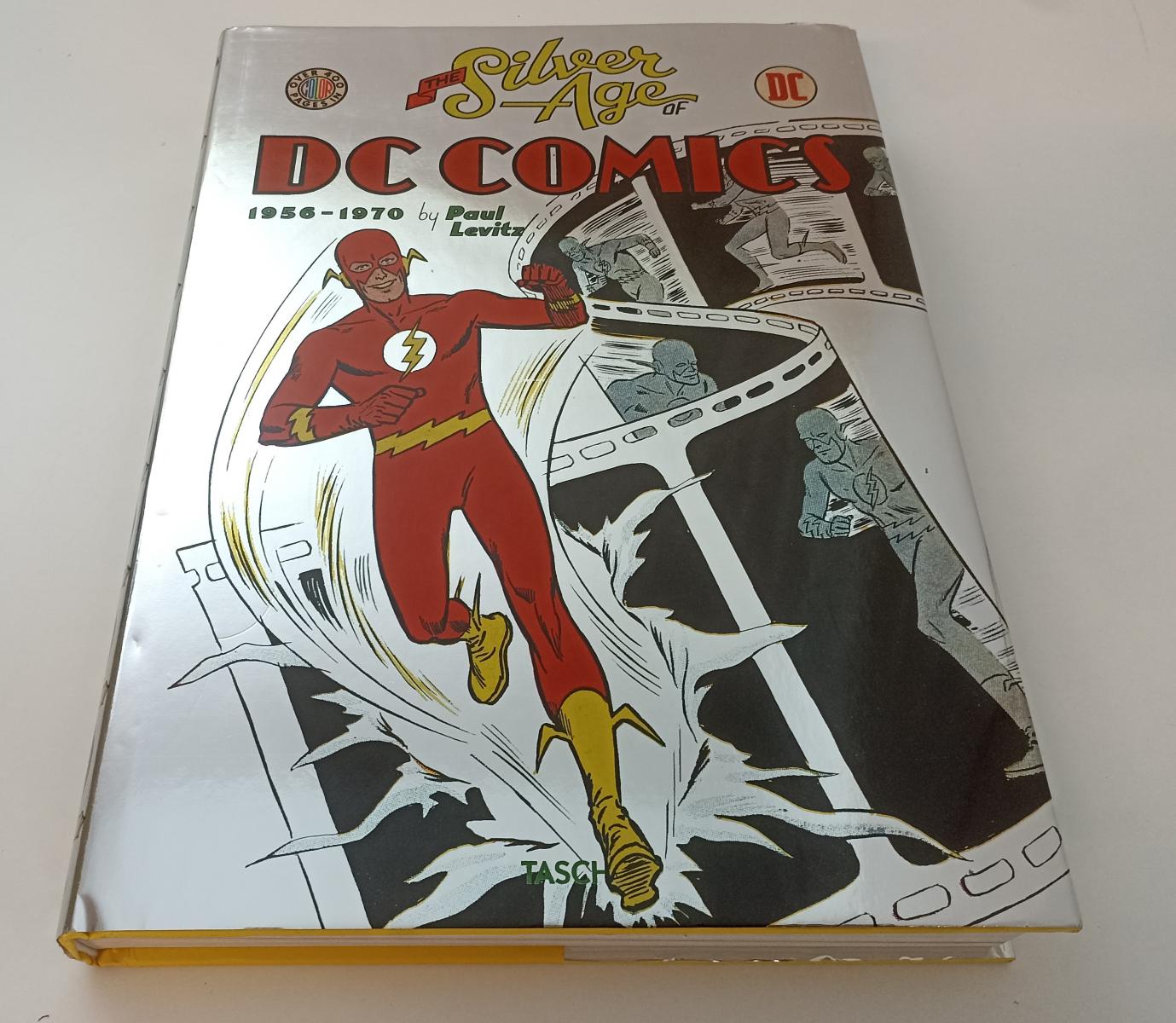 FV- THE GOLDEN SILVER BRONZE AGE OF DC COMICS 3 VOLUMI- PAUL LEVITZ- 2013-CS-C23