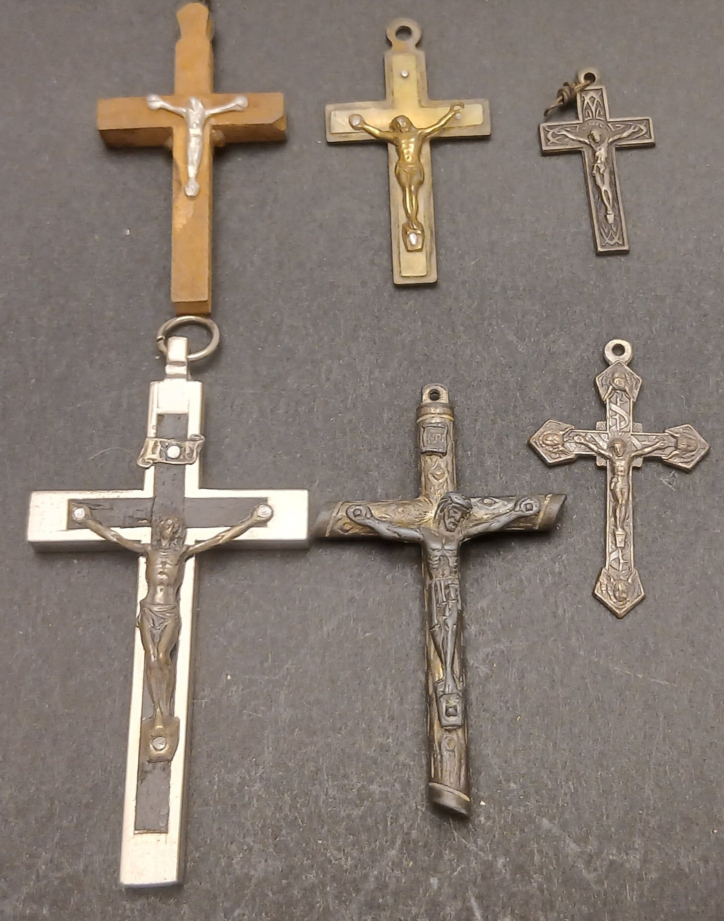 CB- LOTTO 6 CROCIFISSI - LEGNO METALLO - GTTS126