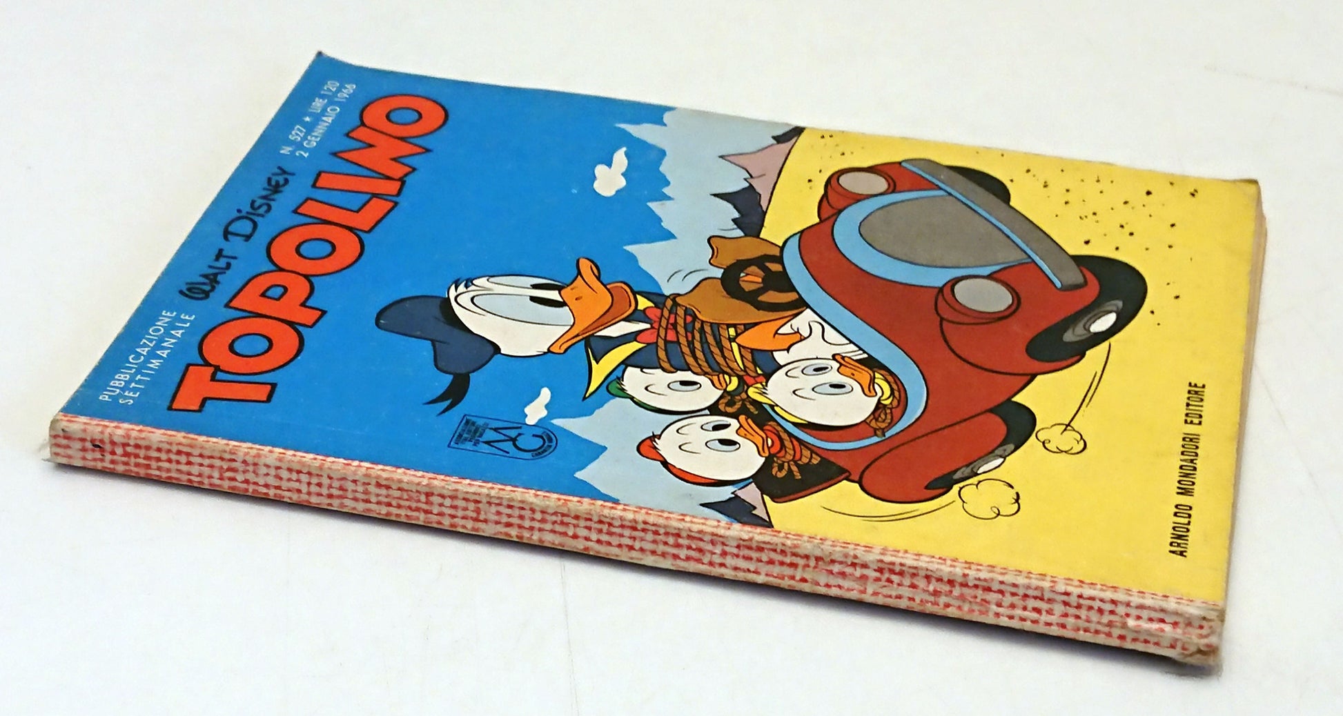 Topolino n.527 con di bollini e cedola- Disney Mondadori- calendario 1966- F26