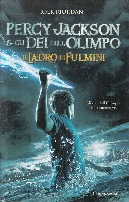 LN2- PERCY JACKSON DEI OLIMPO LADRO DI FULMINI - RIORDAN - MONDADORI- CS- JXS205