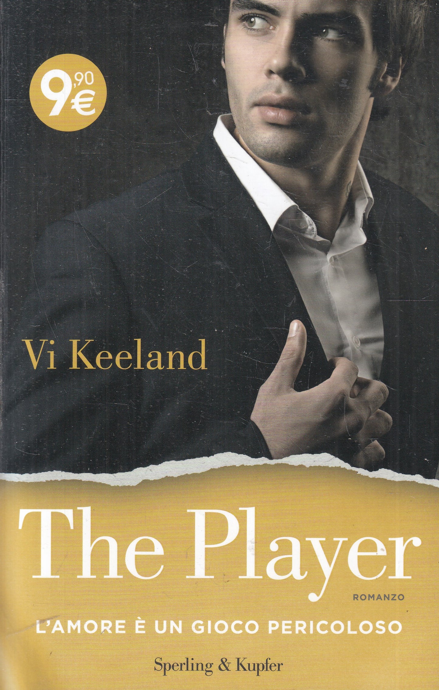 LN- THE PLAYER - VI KEELAND - SPERLING PAPERBACK --- 2018 - B - YFS960