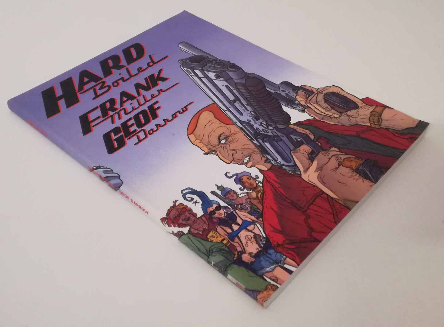 LB- HARD BOILED - FRANK MILLER GEOF DAROW - MAGIC PRESS --- 2000 - B - VHX