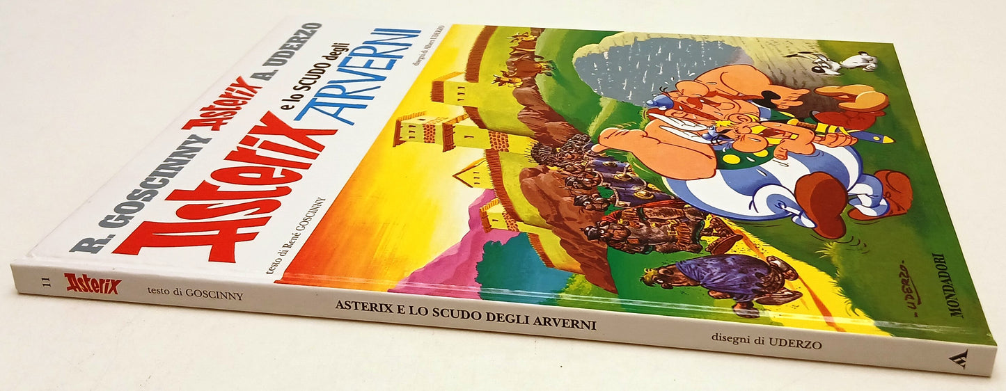 FC- ASTERIX E LO SCUDO DEGLI ARVERNI 11 - GOSCINNY UDERZO - MONDADORI -- C - M25