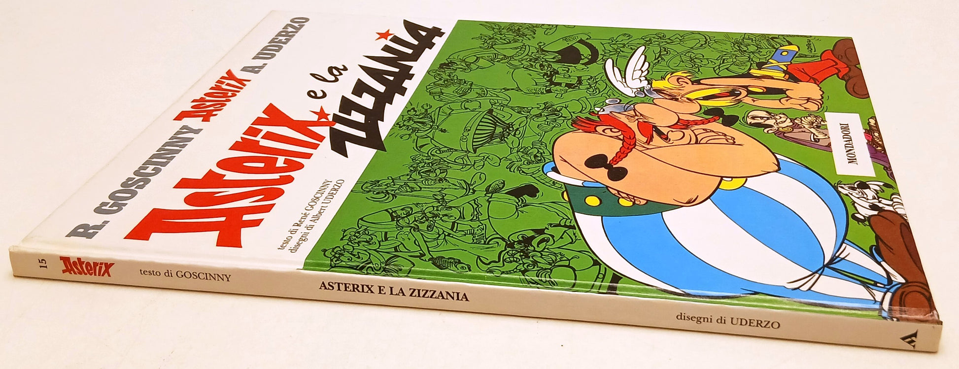 FC- ASTERIX E LA ZIZZANIA VOLUME 15 - GOSCINNY UDERZO - MONDADORI -- C - M25