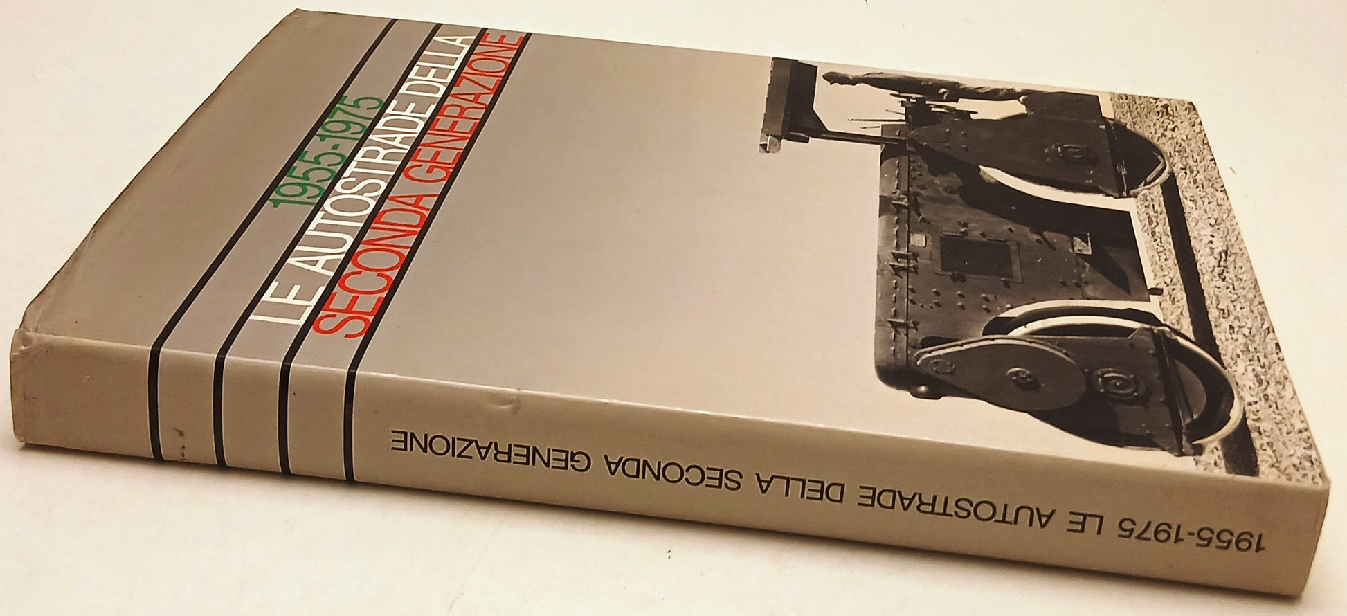 Le autostrade della seconda generazione 1955-1975 - Milano-Ponte Chiasso- YFS540