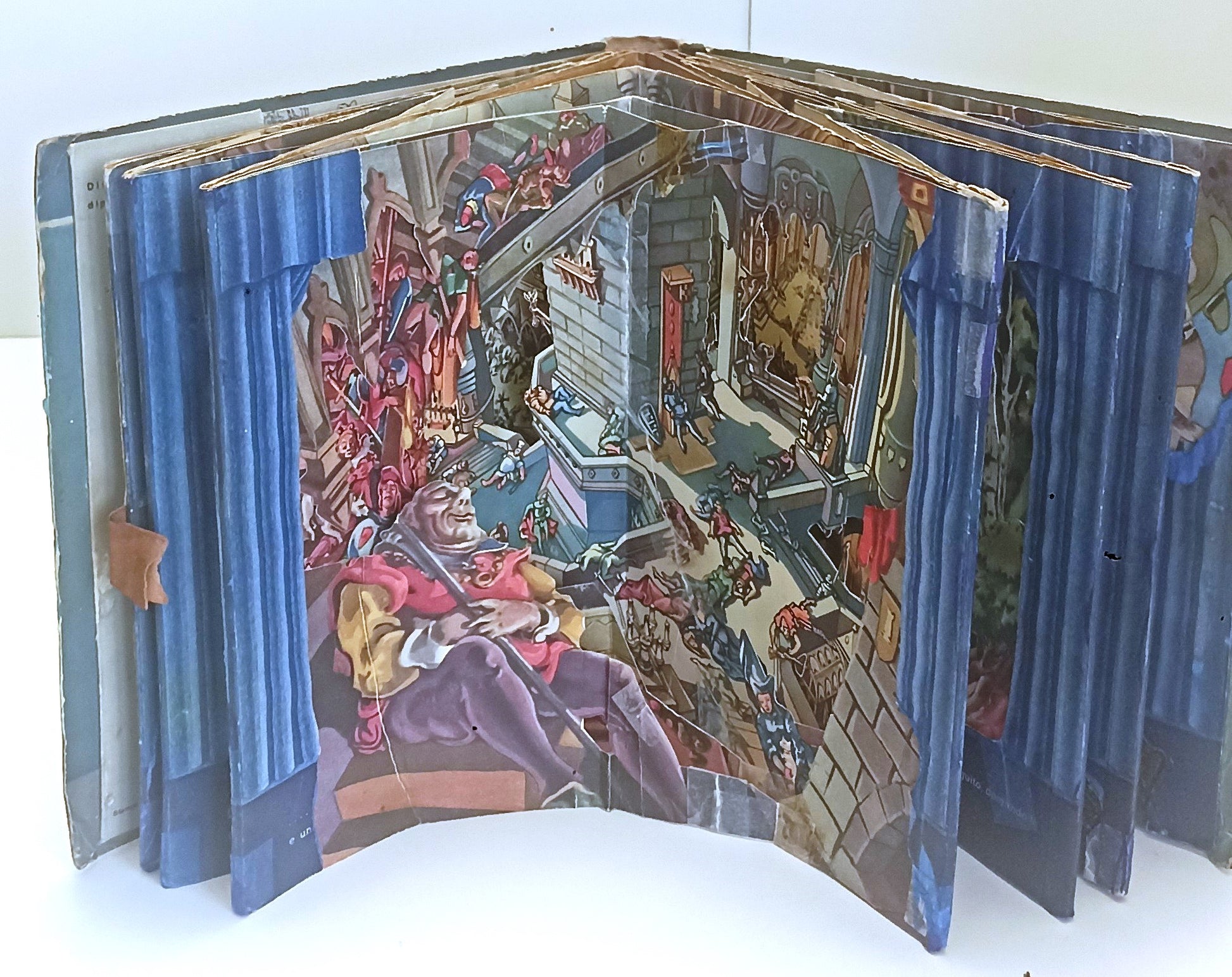 LB- LA BELLA ADDORMENTATA NEL BOSCO- disegni ZAMPINI- LIBROTEATRO HOEPLI- YFS699