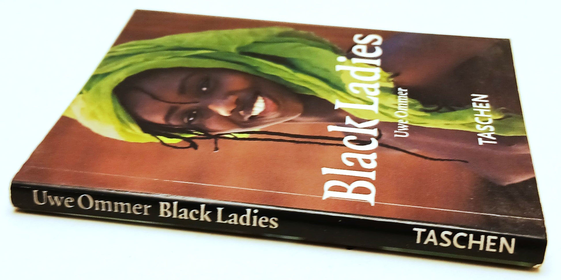 Black Ladies - Uwe Ommer - Taschen - mignon - RVSz151