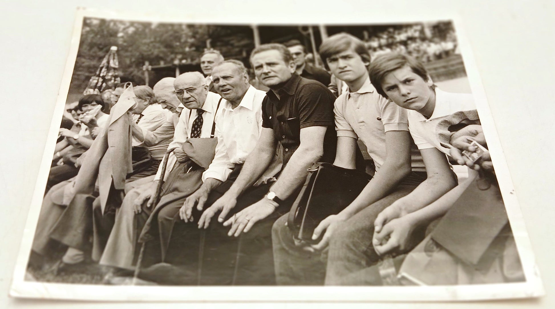 CV- Fotografia foto Boniperti con figli e giocatori Nazionale Italiana- RVSa1030