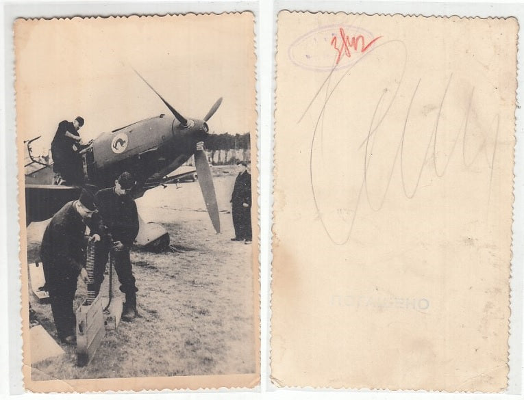 CC- FOTO ARCHIVIO STORICO RUSSO WW2 CARICO MUNIZIONI AEREO LUFTWAFFE - CRT2236