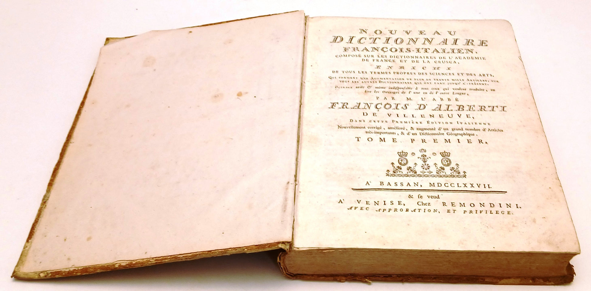 LH- NOUVEAU DICTIONNAIRE FRANCOIS ITALIEN- D'ALBERTI- REMONDINI- 1777- C- YFS703