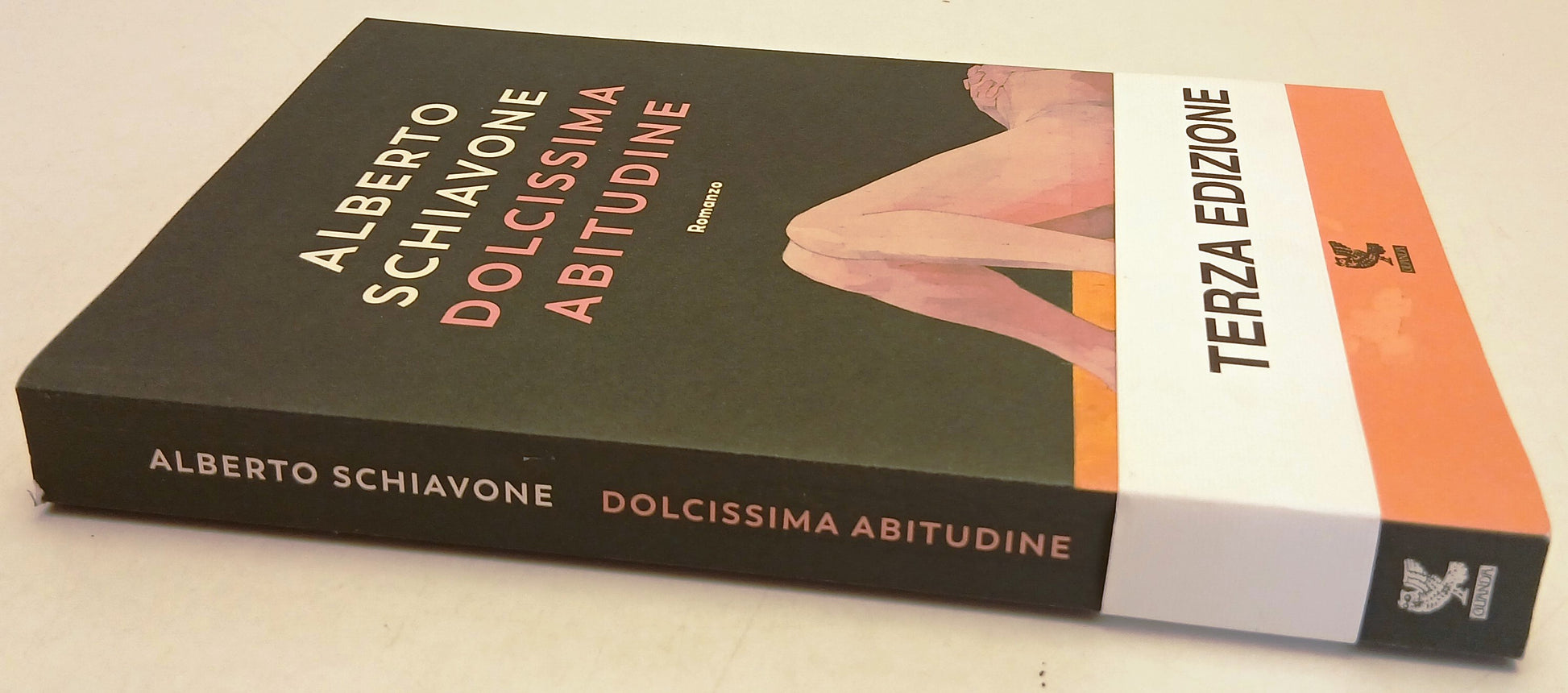 Dolcissima abitudine - Alberto Schiavone - Guanda Narratori della Fenice - XFS