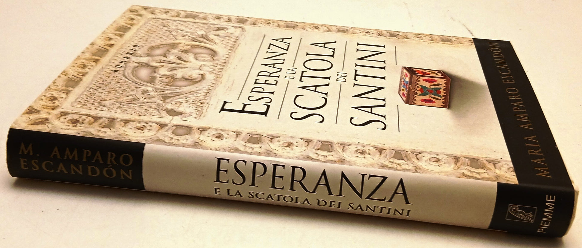 Esperanza e la scatola dei santini- Maria Amparo Escandon- Piemme- 1a ed.-ZFS114