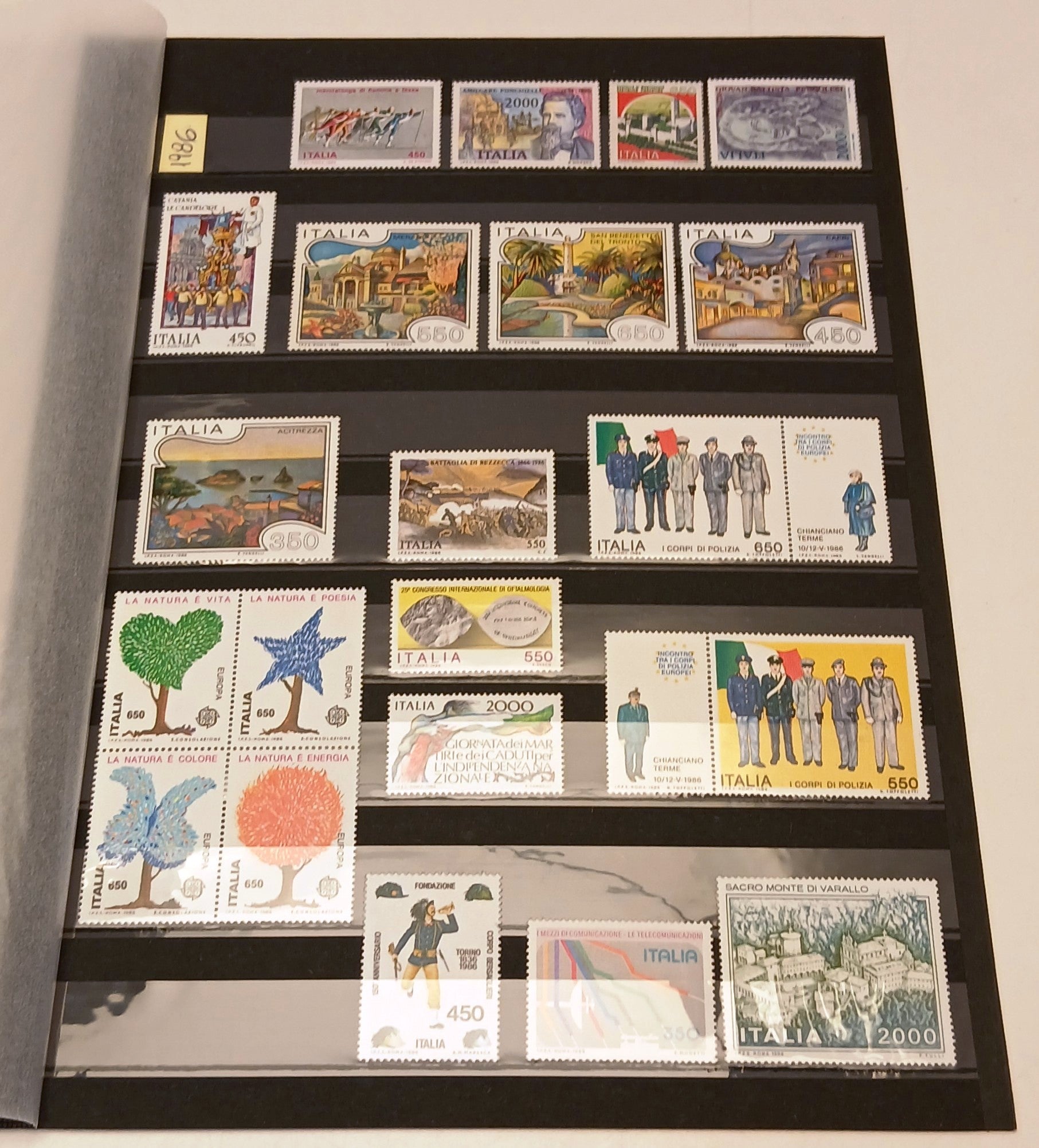 CV- Francobolli italiani nuovi - annate dal 1981 al 1988 - foglietti - RVSa1078