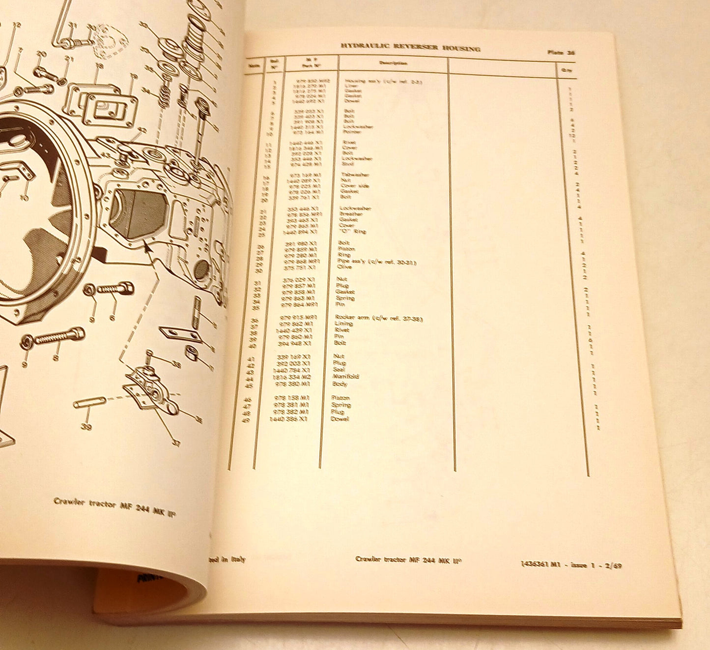 Trattore Loader Dozer MF244 Mark II Parts Books - Massey Ferguson - 1969- YFS831