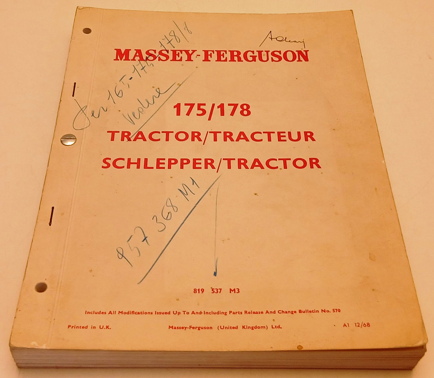 175/178 Tractor/Tracteur/Schlepper Parti ricambio- Massey Ferguson- 1968- YFS831