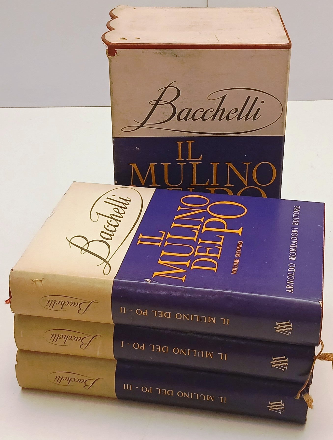 Il Mulino del Po 3 volumi- Riccardo Bacchelli- Mondadori- 1a - cofanetto- ZFS271