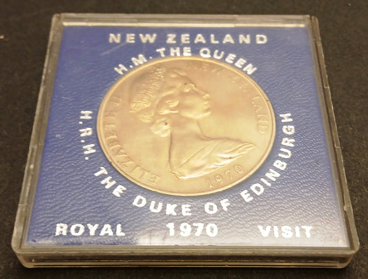 CB- Moneta One Dollar Royal Visit Queen Duke Edinburgh New Zealand 1970- GTTS251