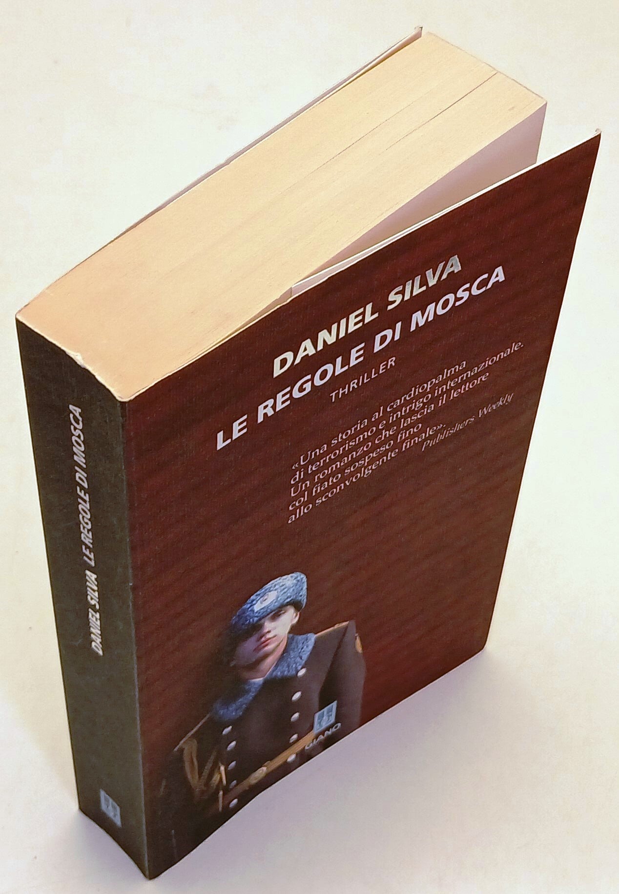 LG- LE REGOLE DI MOSCA - DANIEL SILVA - GIANO --- 2010 - B - YFS152