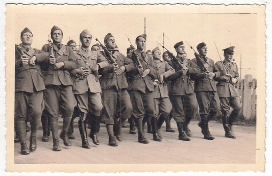 CV- CARTOLINA POSTALE - SOLDATI GUERRA MONDIALE WWI WWII- RVSz47