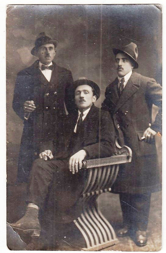 CV- CARTOLINA POSTALE - FOTO D'EPOCA - SOGGETTO MASCHILE IN POSA - RVSz52