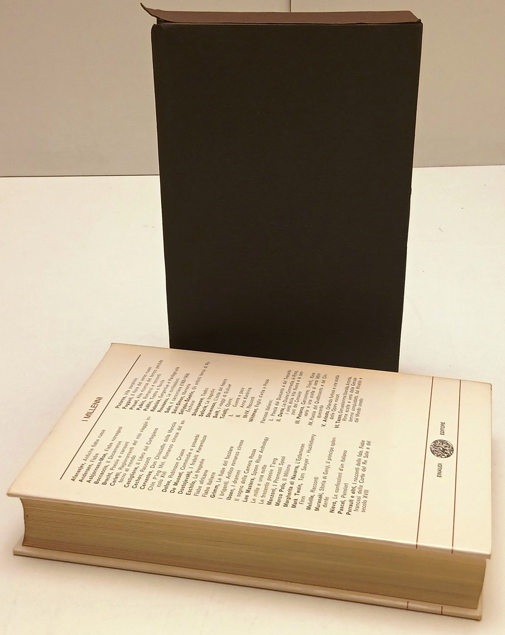 Robinson Crusoe - Daniel Defoe - Einaudi I Millenni - 1a ed. - cofanetto - XFS