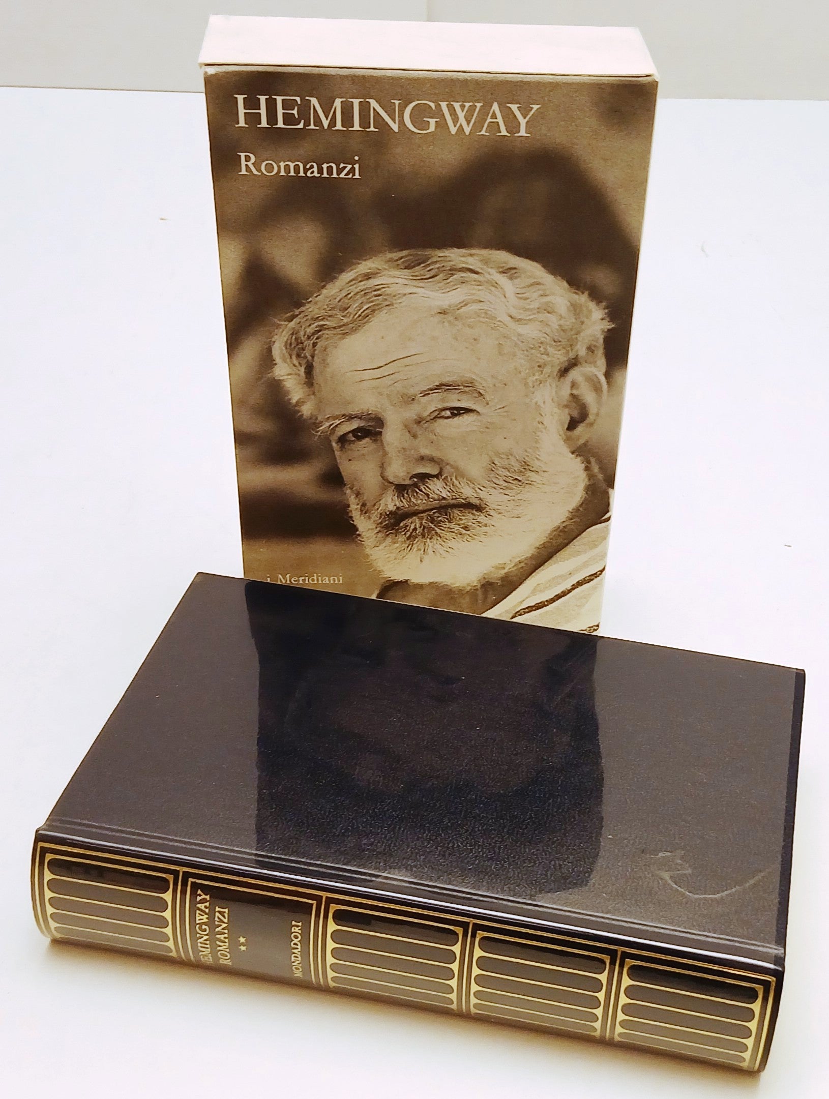 Romanzi volume I - Ernest Hemingway - Mondadori Panorama I meridiani - cofanetto