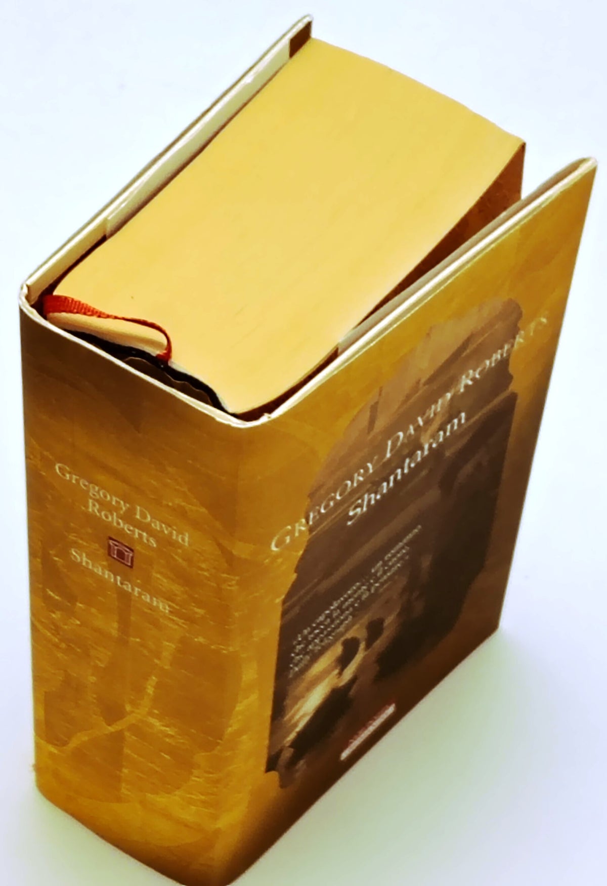 Shantaram - Gregory David Roberts - Neri Pozza - ZFS295