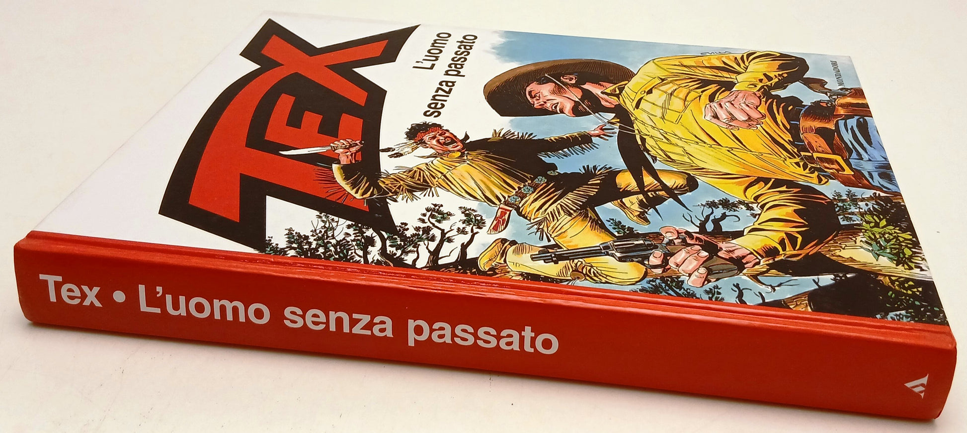 FB- TEX L'UOMO SENZA PASSATO CARTONATO -- MONDADORI - 1a ED. 2008 - C - N25