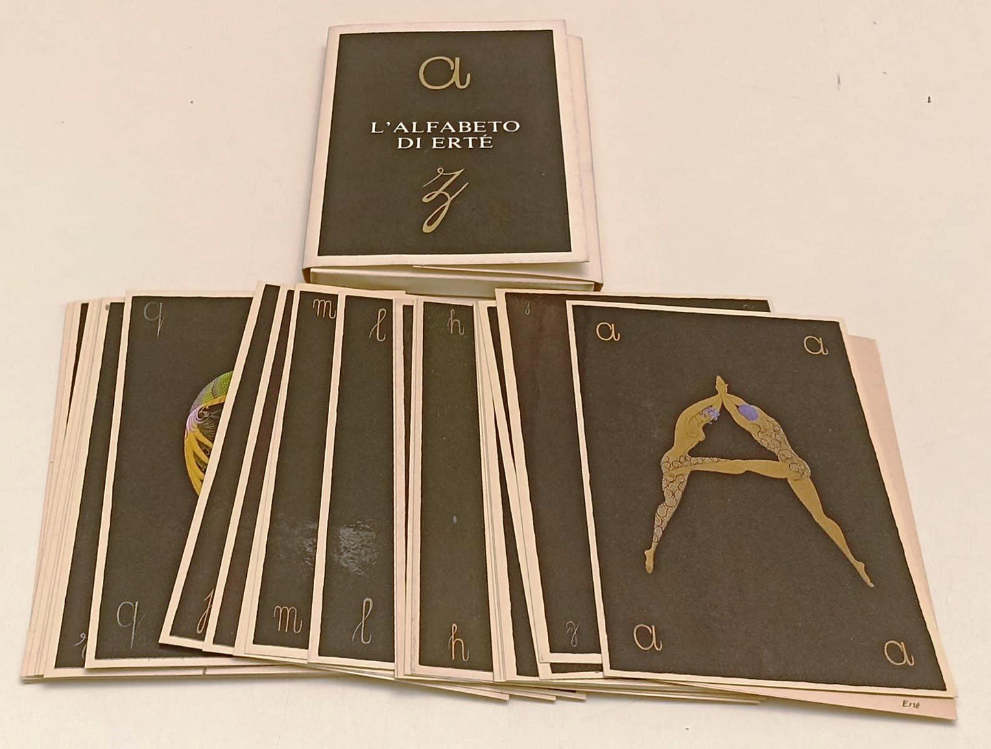 CV- L'ALFABETO DI ERTE MELODIA D'AUTUNNO FRUTTO PROIBITO 26 CARTOLINE - YFS671