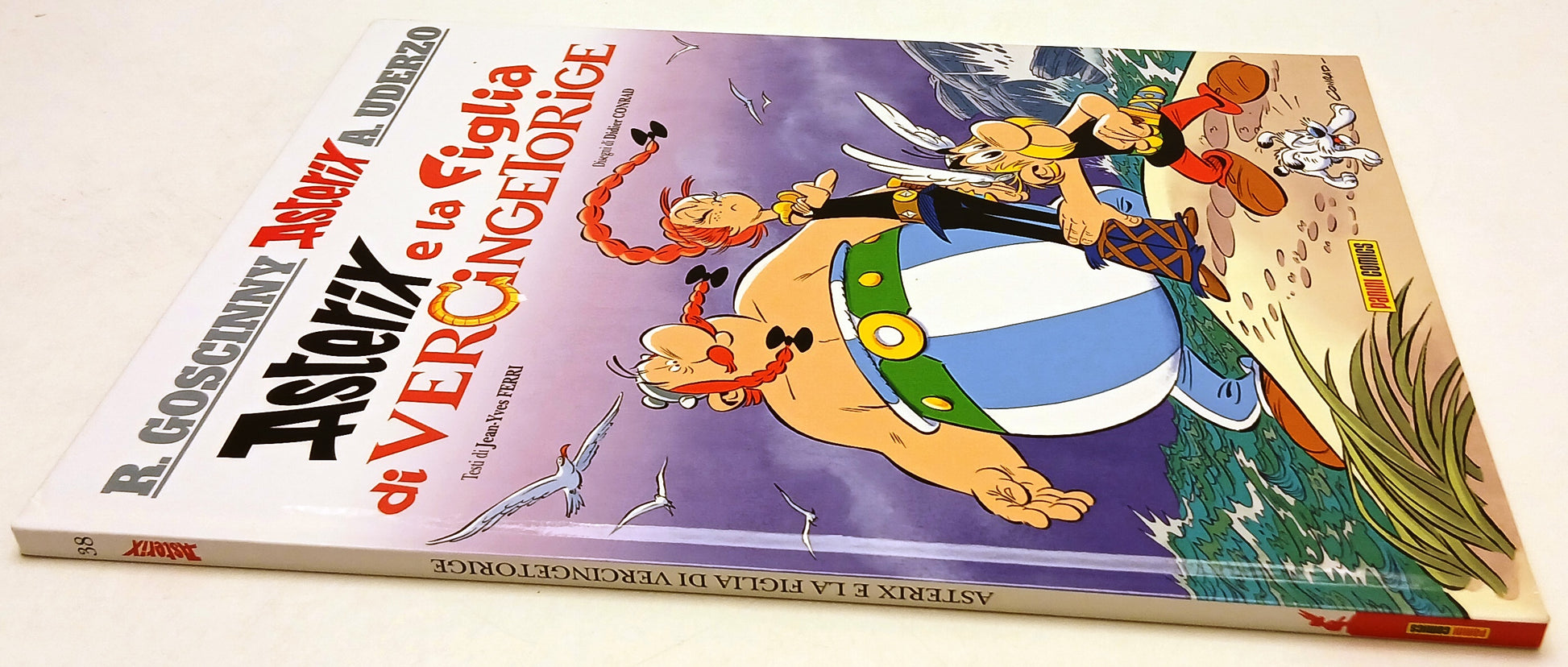 FC- ASTERIX E LA FIGLIA DI VERCINGETORIGE 38- GOSCINNY UDERZO- MONDADORI- C- Z25